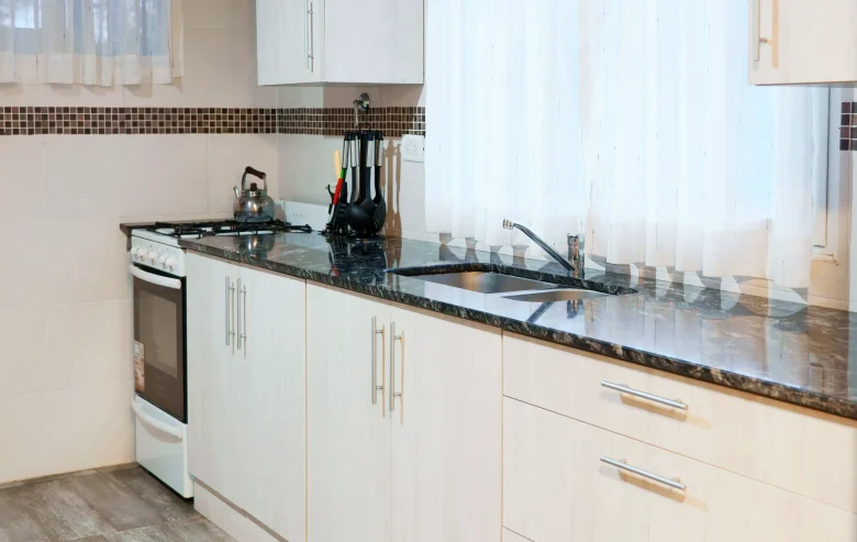 Cocina completa correspondiente a la Casa 1